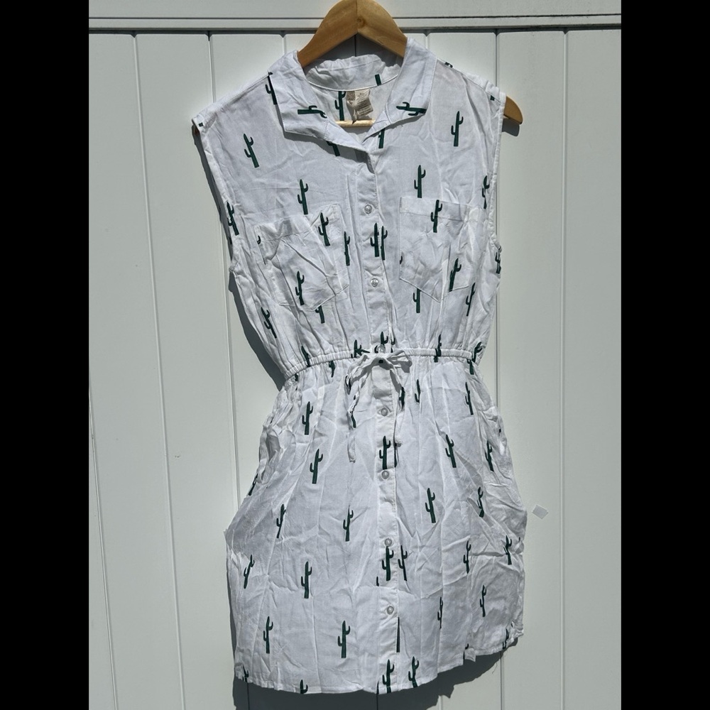White Sleeveless Dress with Cactus Print